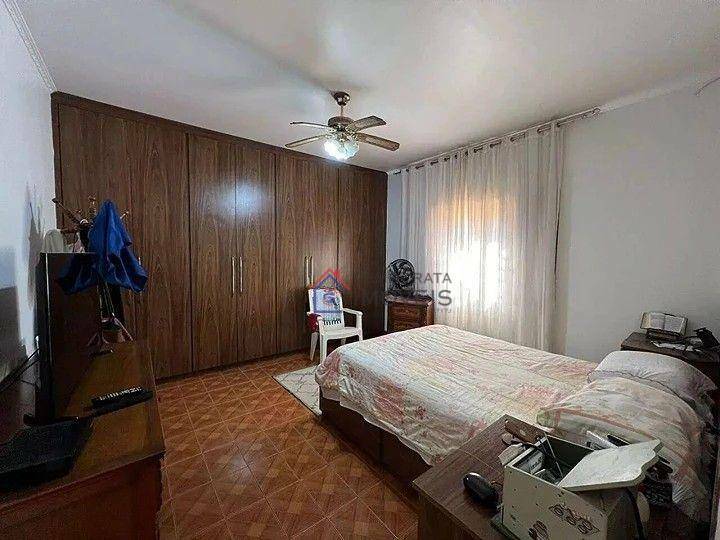 Casa à venda com 3 quartos, 213m² - Foto 7