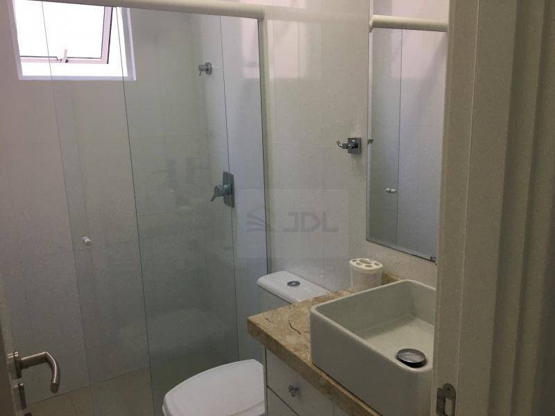 Apartamento à venda com 3 quartos, 160m² - Foto 13