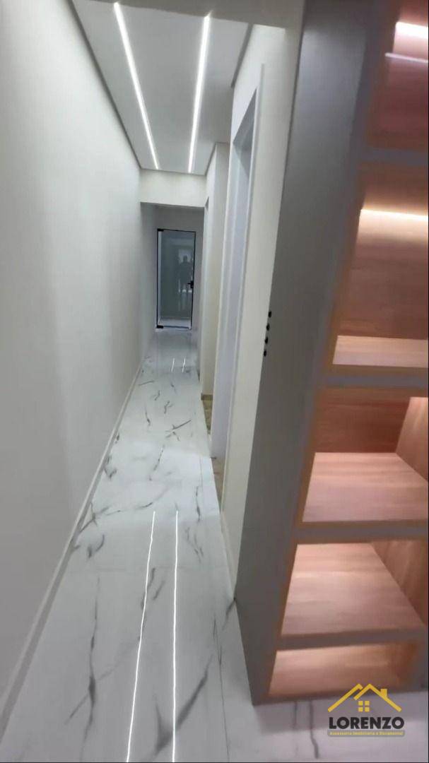 Sobrado à venda com 4 quartos, 190m² - Foto 2