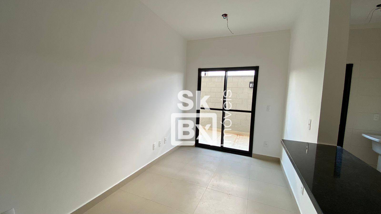 Apartamento à venda com 2 quartos, 79m² - Foto 2