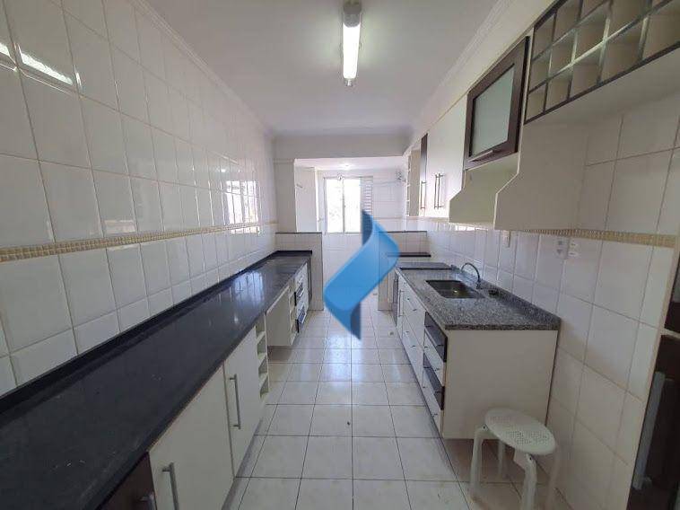 Apartamento à venda com 2 quartos, 63m² - Foto 25