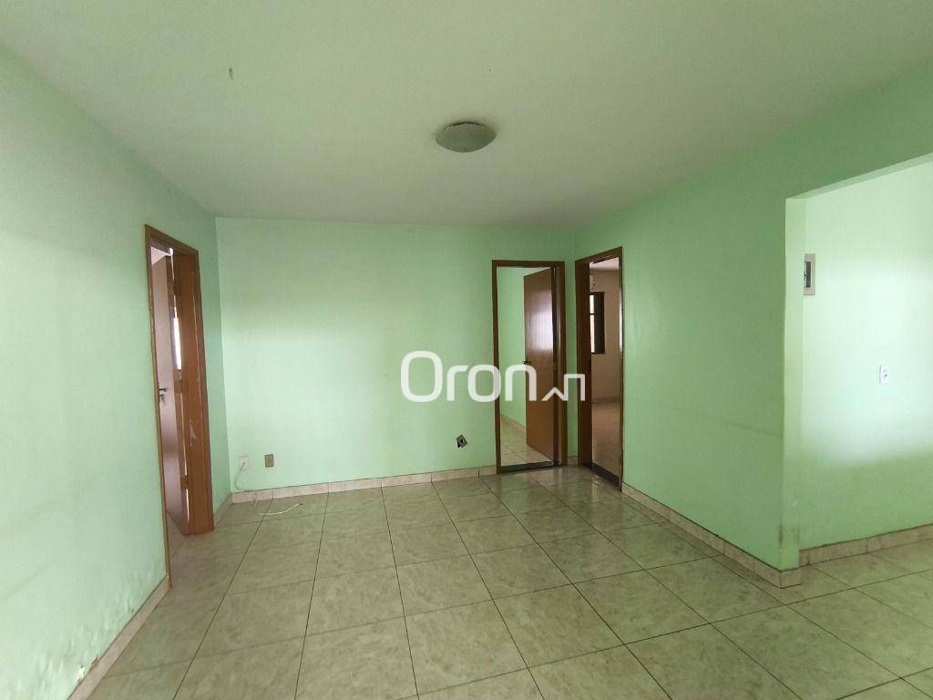 Casa à venda com 3 quartos, 90m² - Foto 8