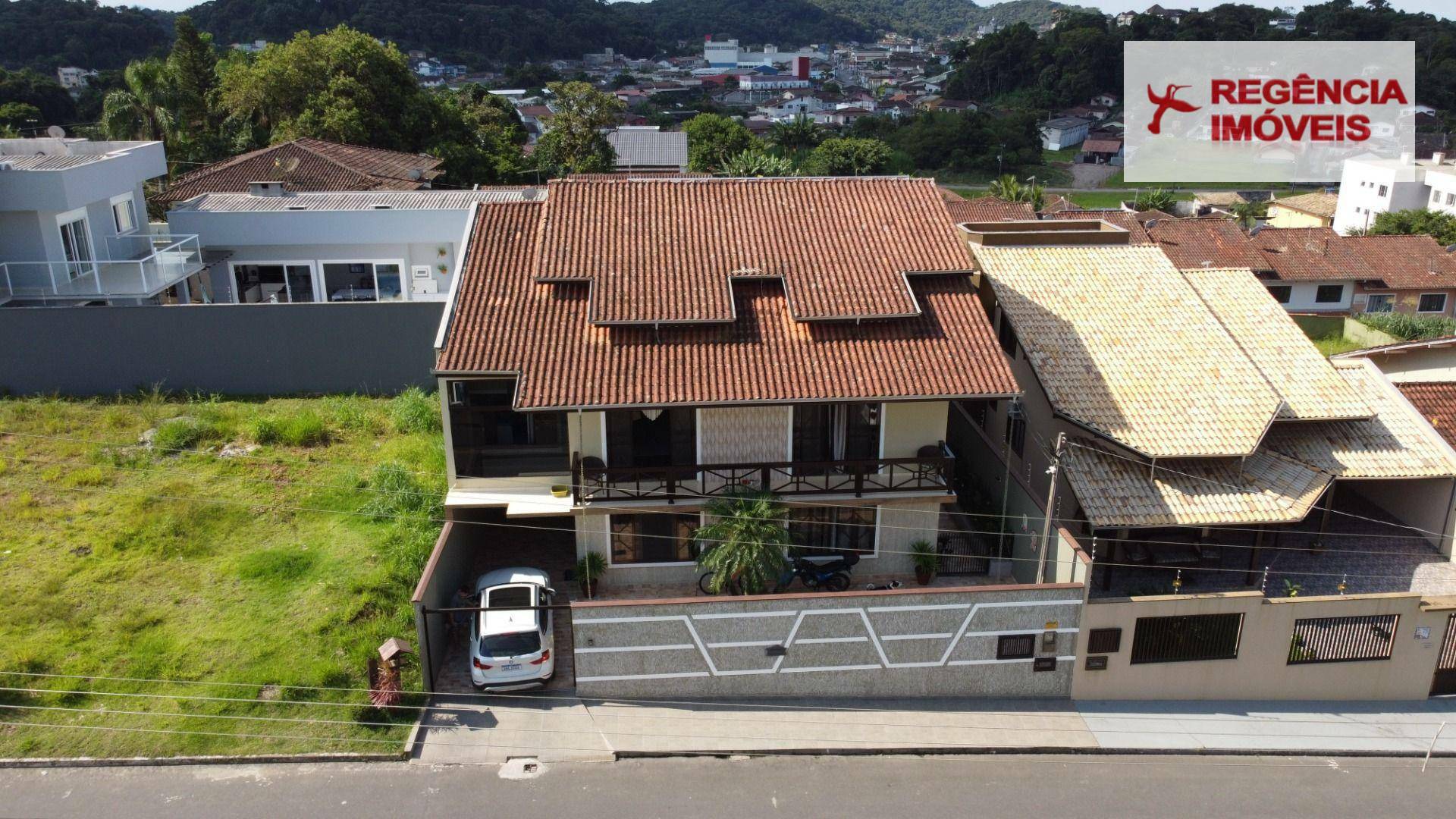 Casa à venda com 4 quartos, 400m² - Foto 41