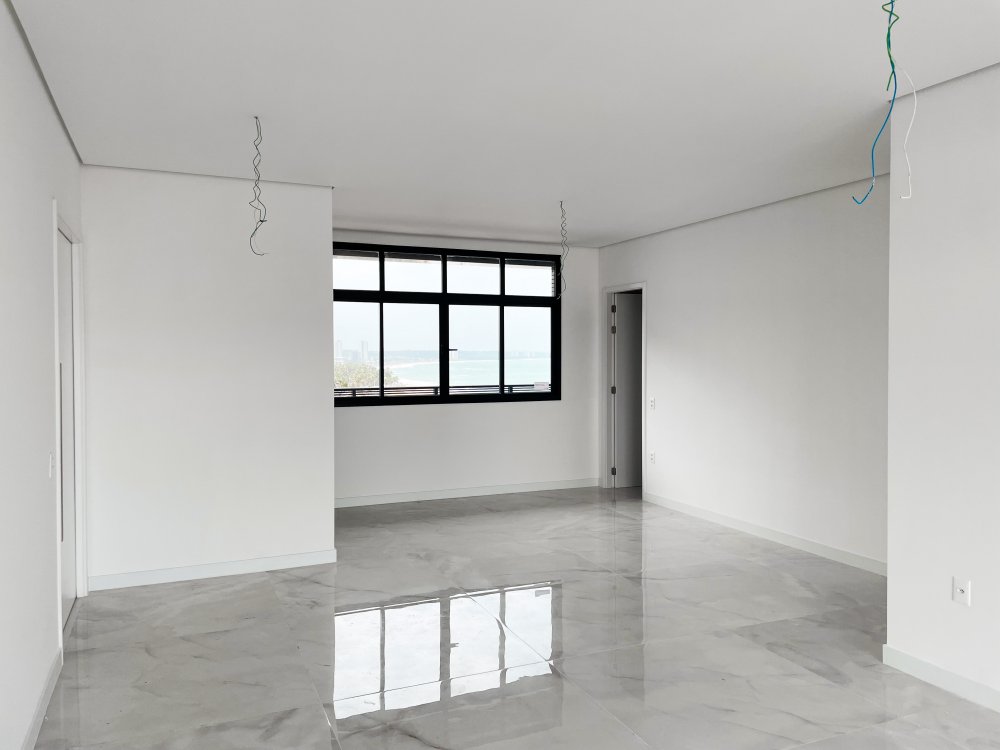 Apartamento à venda com 3 quartos, 164m² - Foto 4