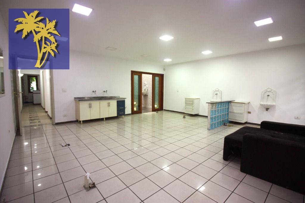 Sobrado para alugar com 6 quartos, 180m² - Foto 14