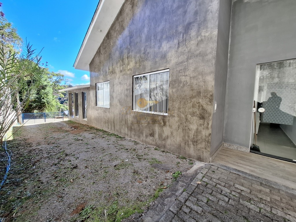 Casa de Condomínio à venda com 3 quartos, 390m² - Foto 30