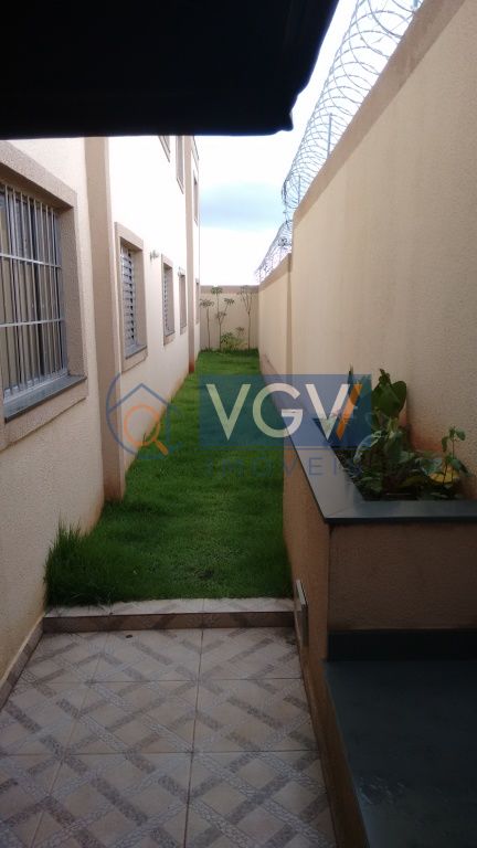 Apartamento à venda com 2 quartos, 41m² - Foto 1