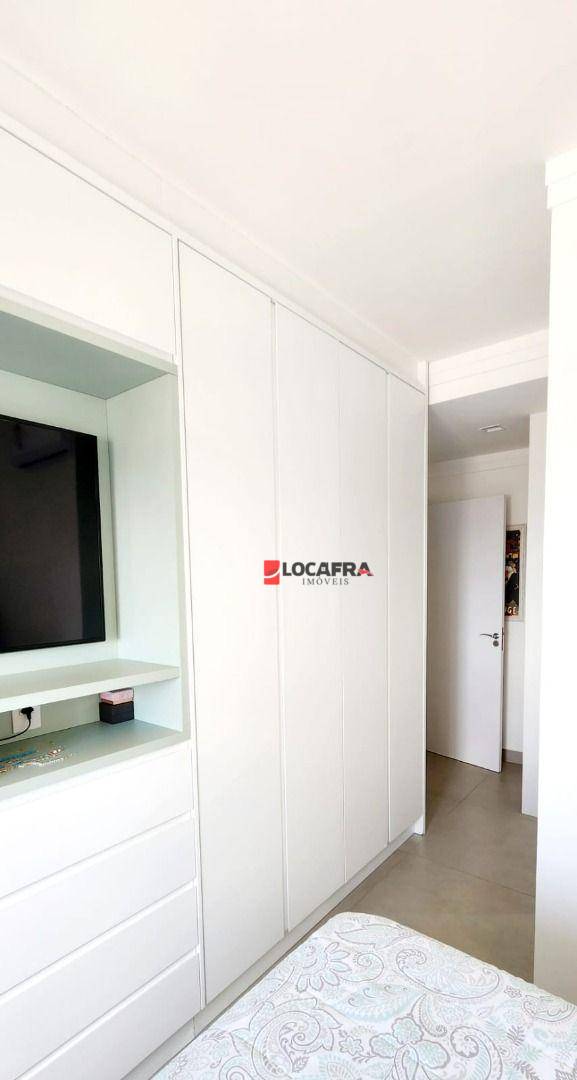 Apartamento à venda com 3 quartos, 115m² - Foto 7