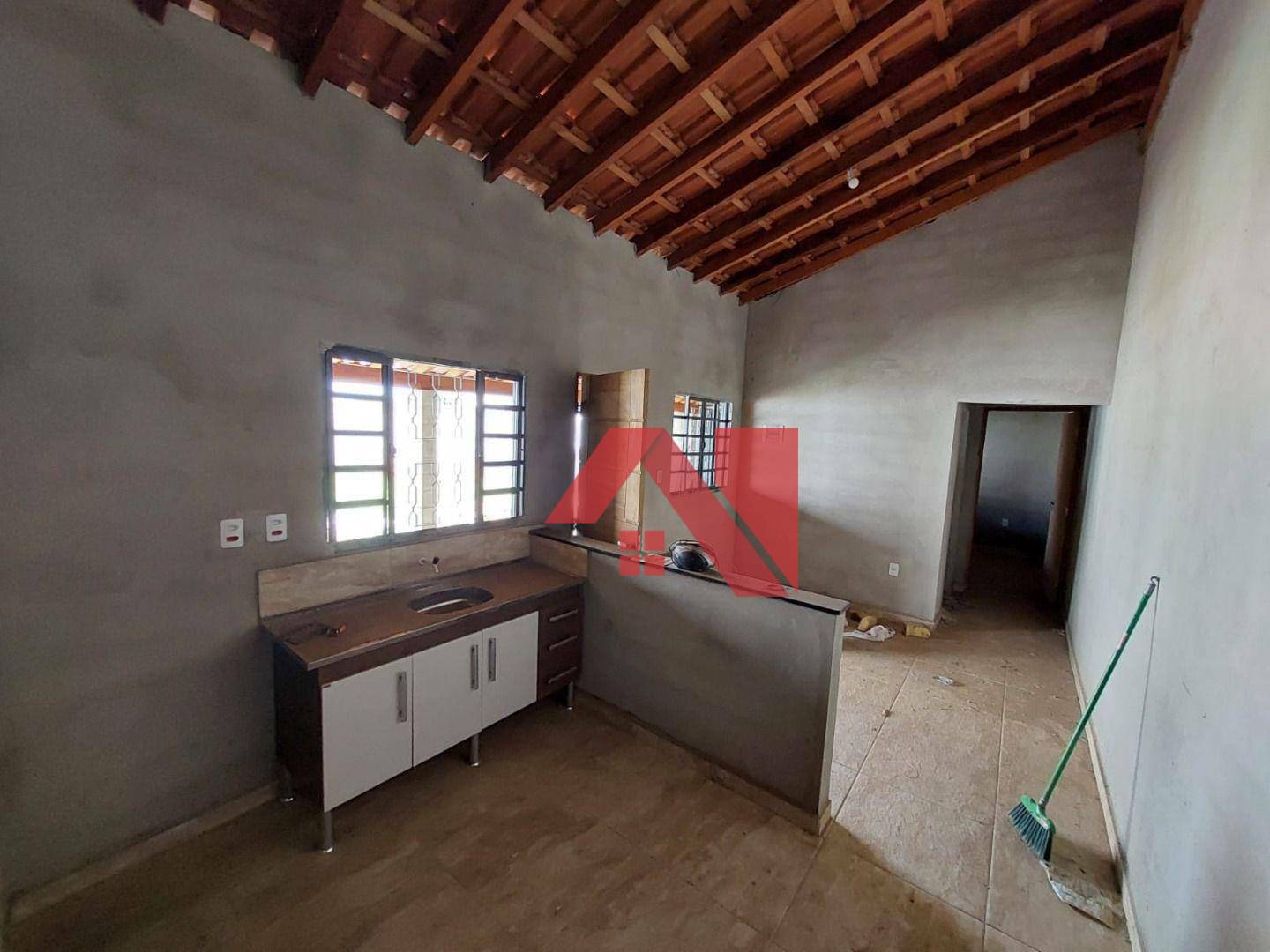 Casa à venda com 2 quartos, 105m² - Foto 14