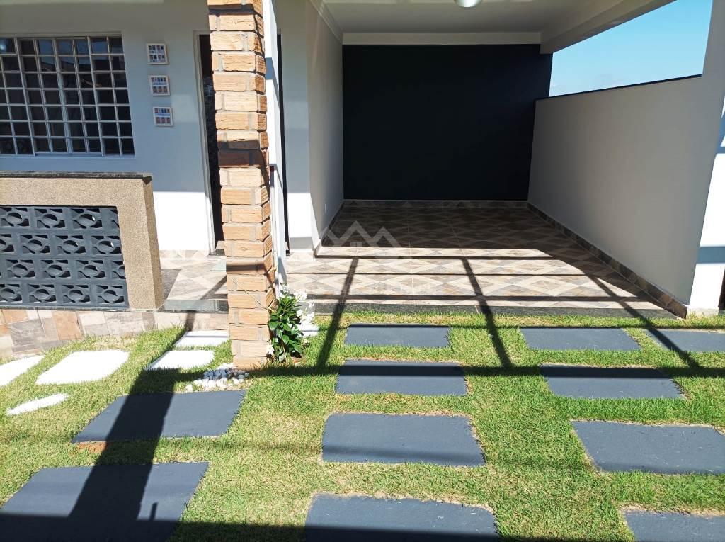 Casa à venda com 3 quartos, 222m² - Foto 3