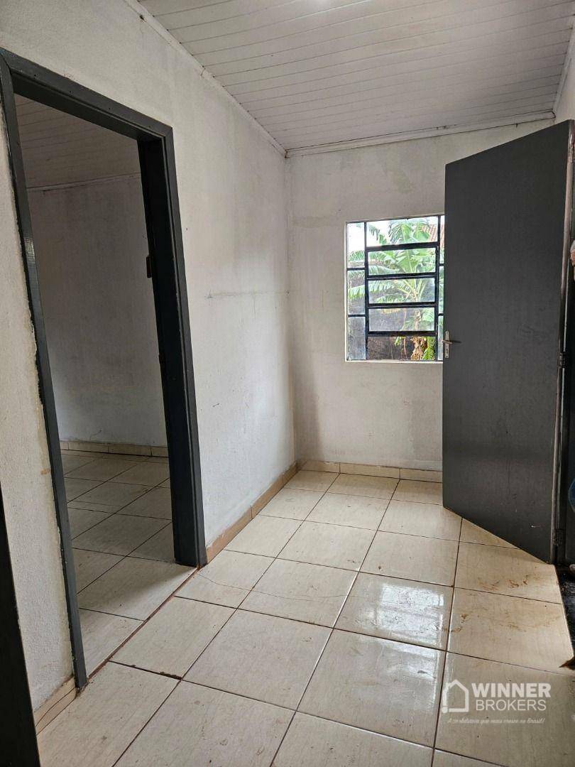 Casa à venda com 3 quartos, 60m² - Foto 7