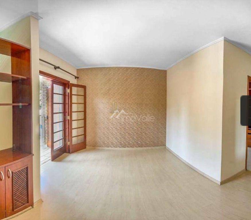 Casa à venda com 6 quartos, 318m² - Foto 15