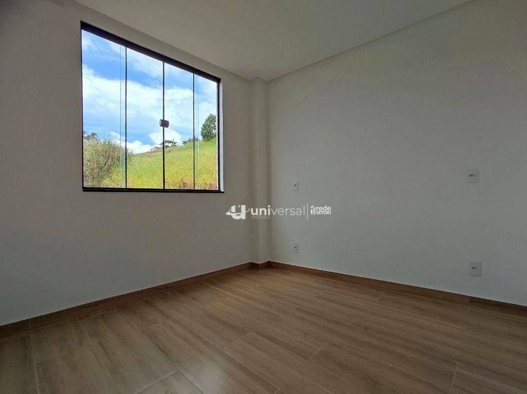 Casa à venda com 3 quartos, 150m² - Foto 17