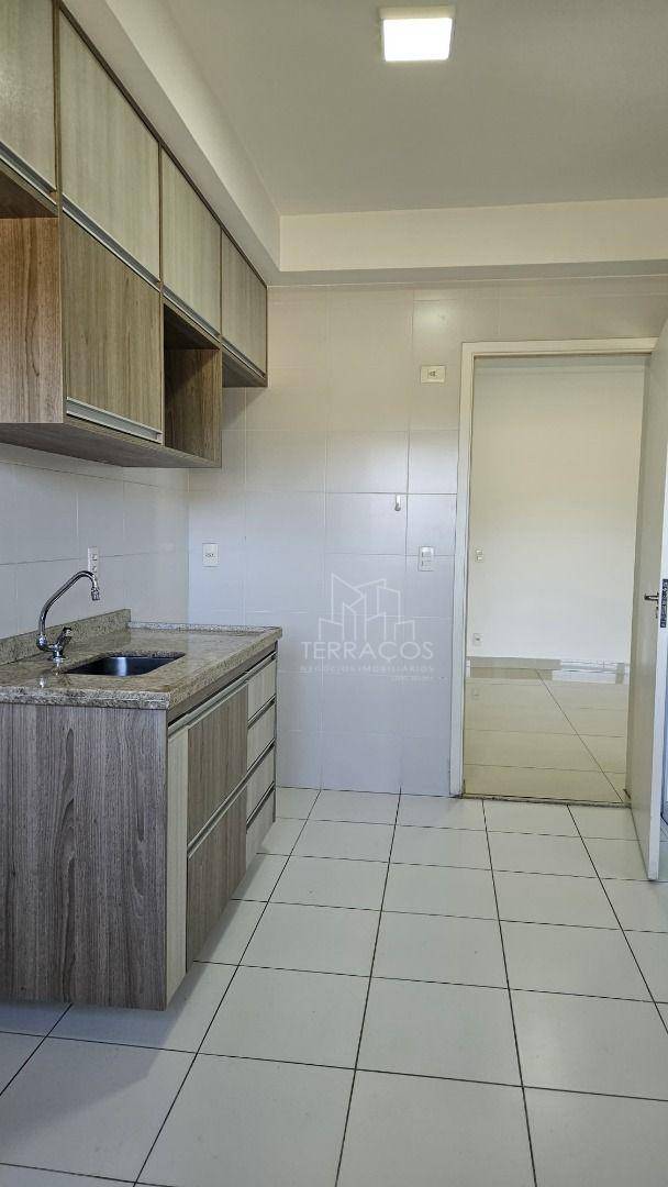 Apartamento à venda com 2 quartos, 92m² - Foto 3