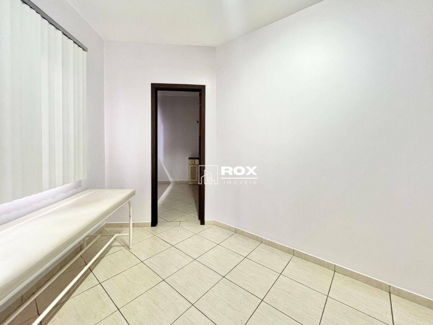 Casa para alugar, 295m² - Foto 9