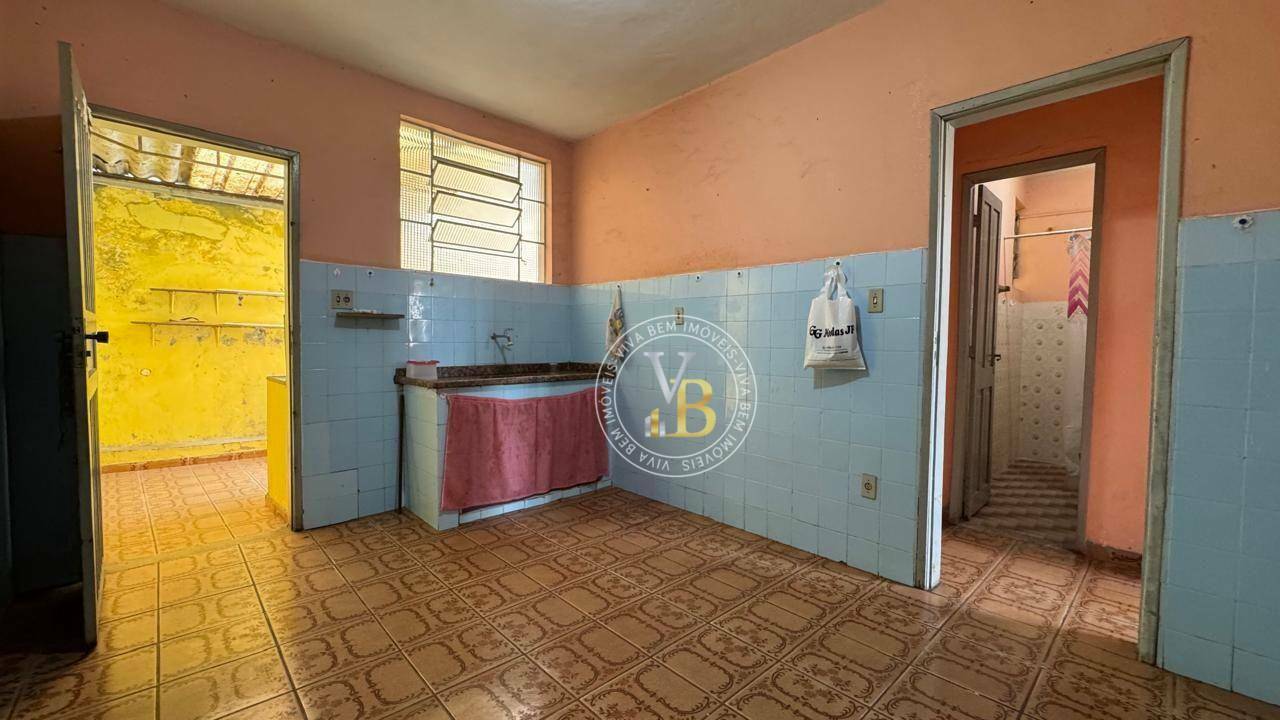 Casa à venda e aluguel com 3 quartos, 101m² - Foto 11