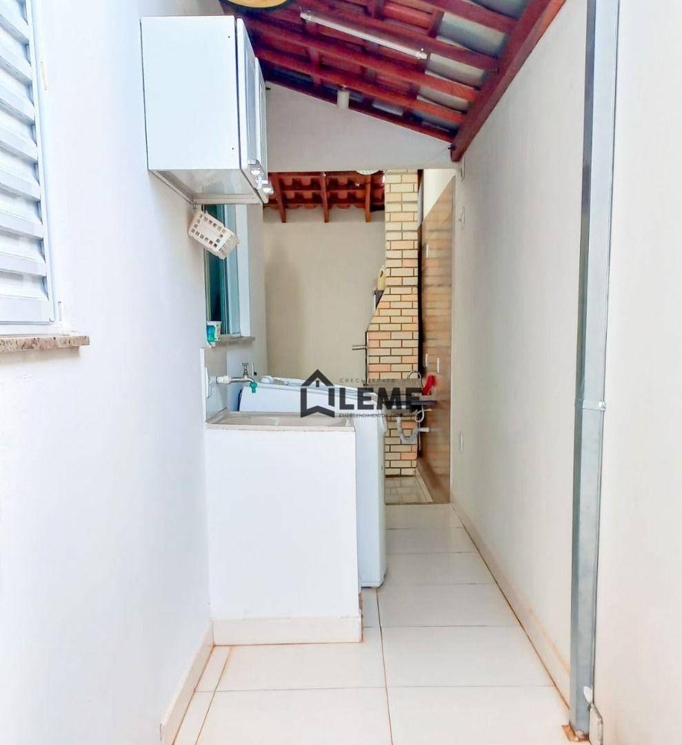 Casa à venda com 3 quartos, 260M2 - Foto 16