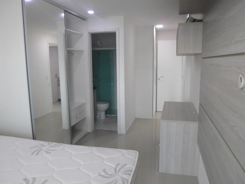 Apartamento à venda com 3 quartos, 91m² - Foto 11