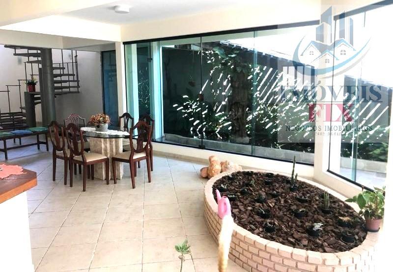 Casa à venda com 3 quartos, 291m² - Foto 37