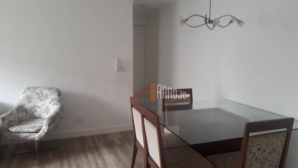 Apartamento à venda com 3 quartos, 70m² - Foto 10