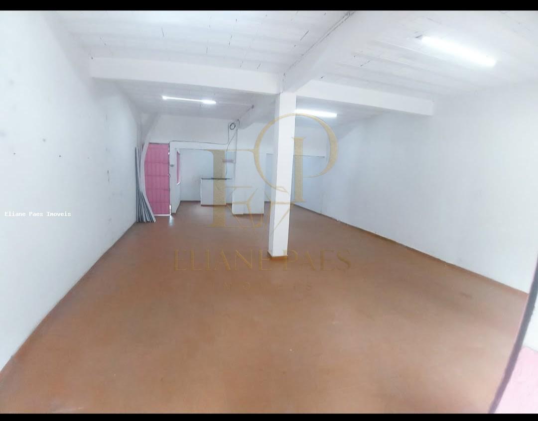 Casa à venda com 3 quartos, 300m² - Foto 9