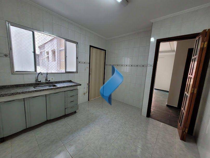 Apartamento para alugar com 2 quartos, 80m² - Foto 17