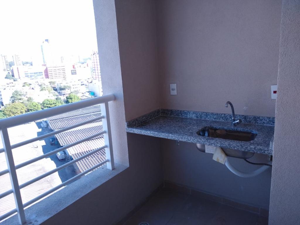 Apartamento para alugar com 2 quartos, 65m² - Foto 11