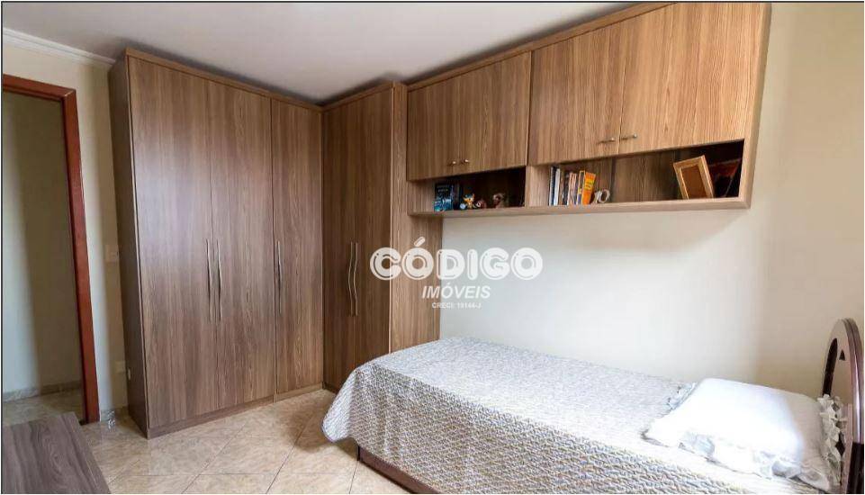 Apartamento à venda com 2 quartos, 74m² - Foto 11