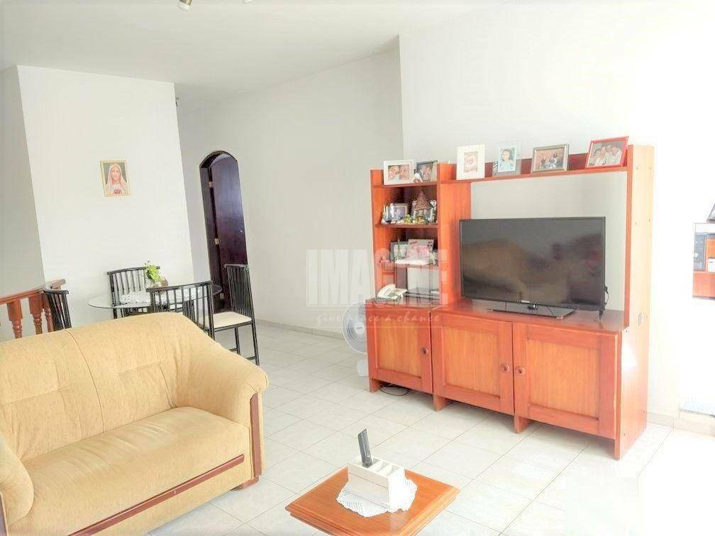 Sobrado à venda com 4 quartos, 344m² - Foto 3