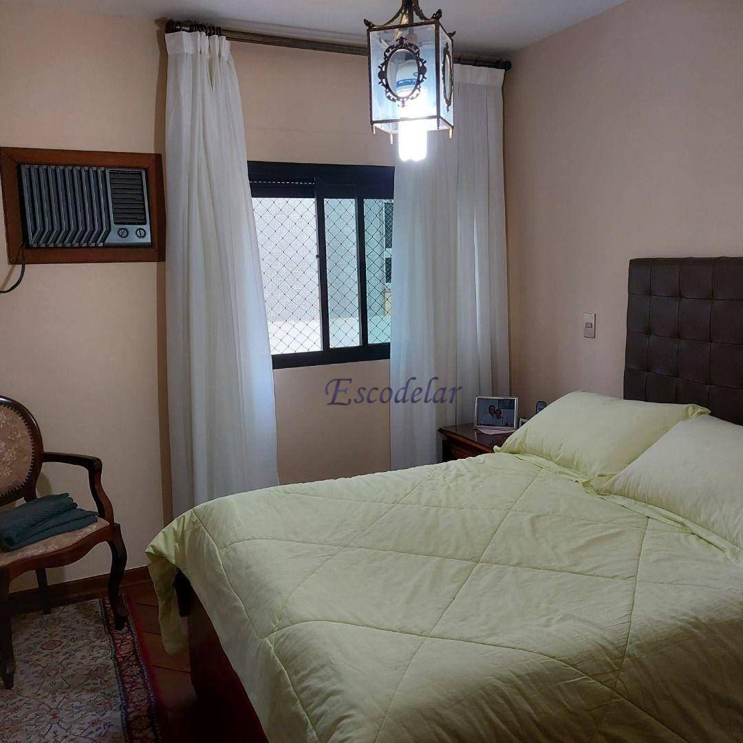 Apartamento à venda com 4 quartos, 186m² - Foto 18