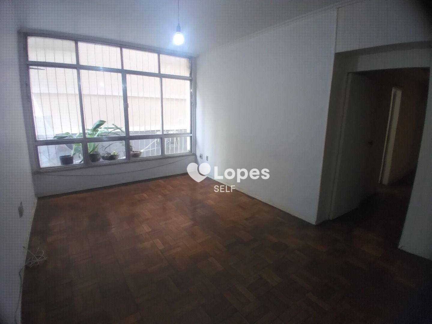 Apartamento à venda com 3 quartos, 108m² - Foto 1