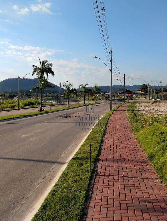 Casa de Condomínio à venda com 3 quartos, 167m² - Foto 15