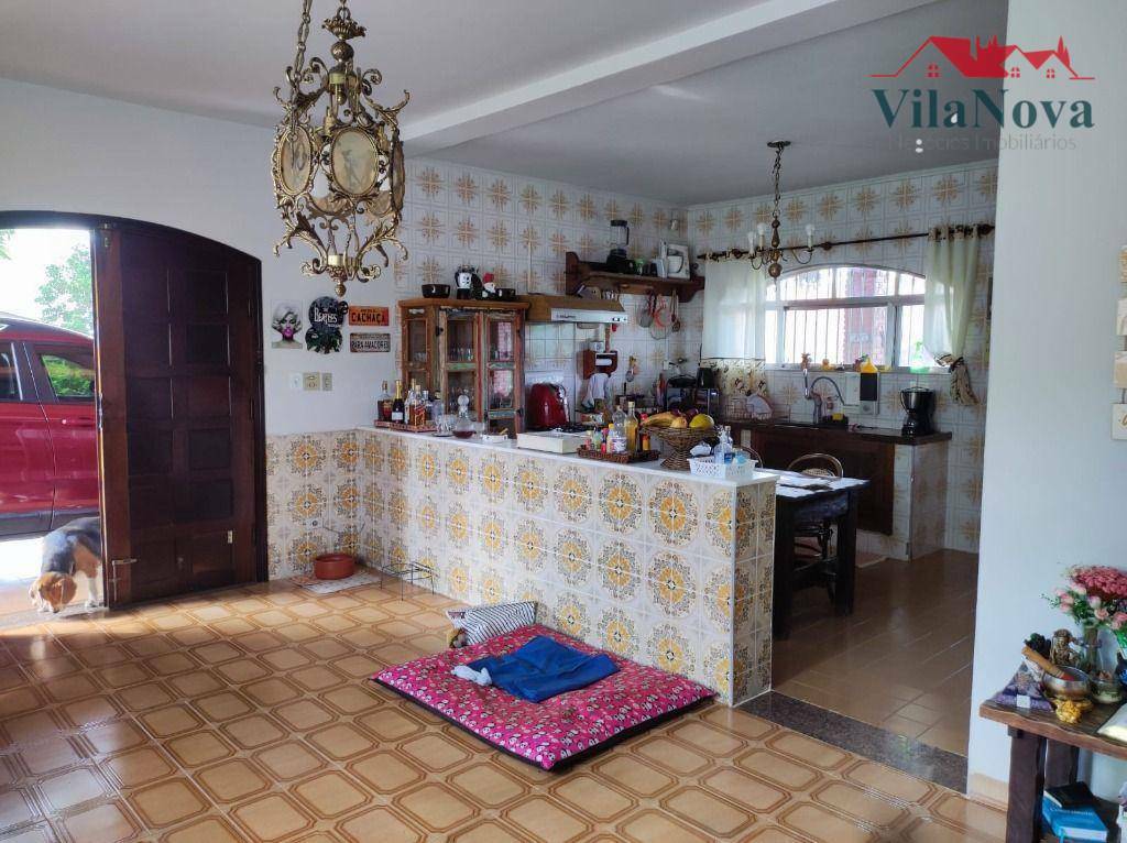 Chácara à venda com 3 quartos, 300m² - Foto 8