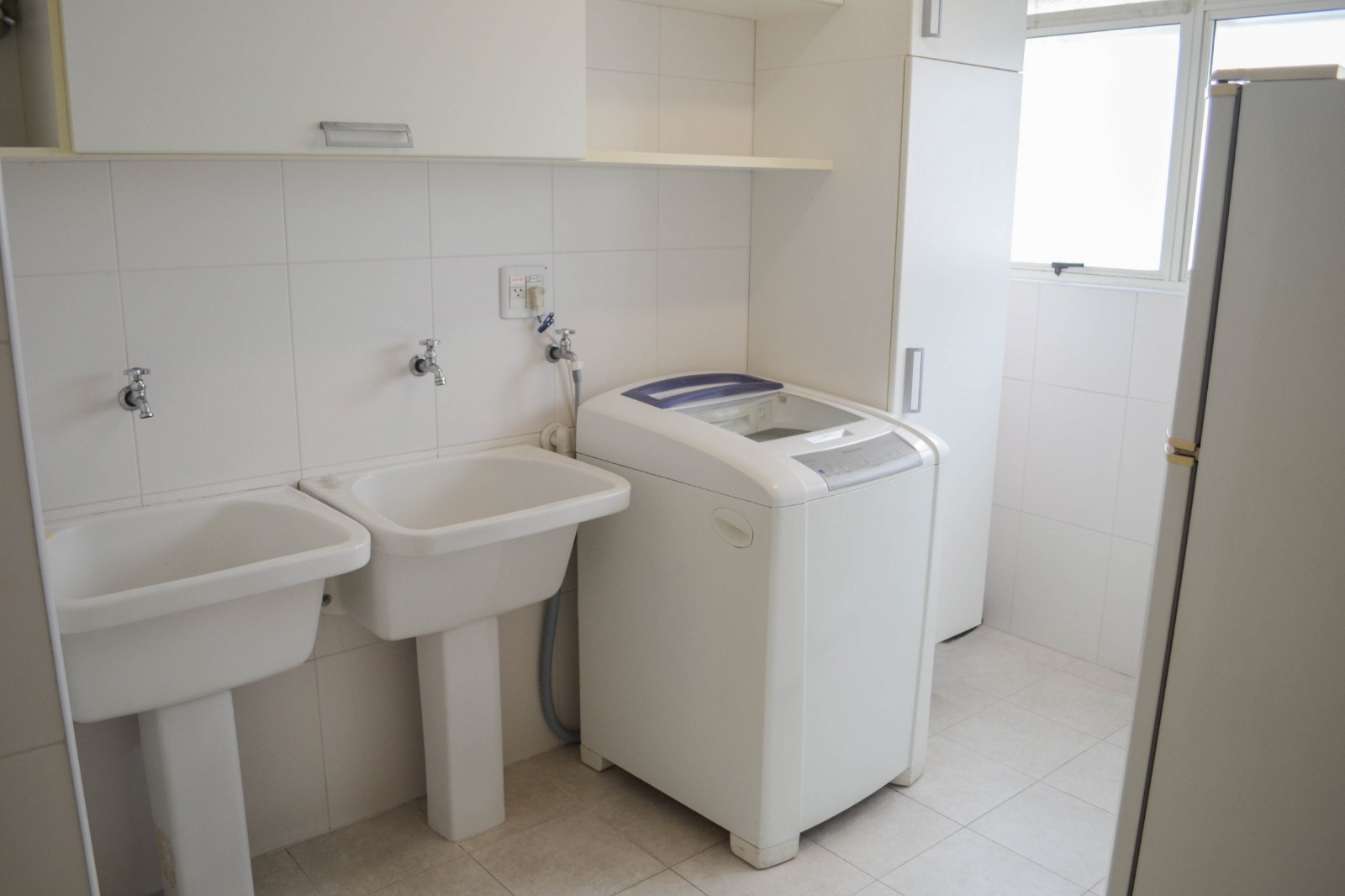 Apartamento à venda com 3 quartos, 198m² - Foto 8