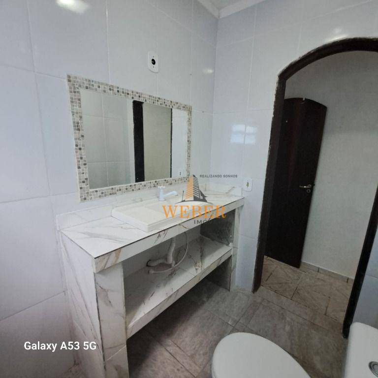 Sobrado à venda com 3 quartos, 240m² - Foto 28