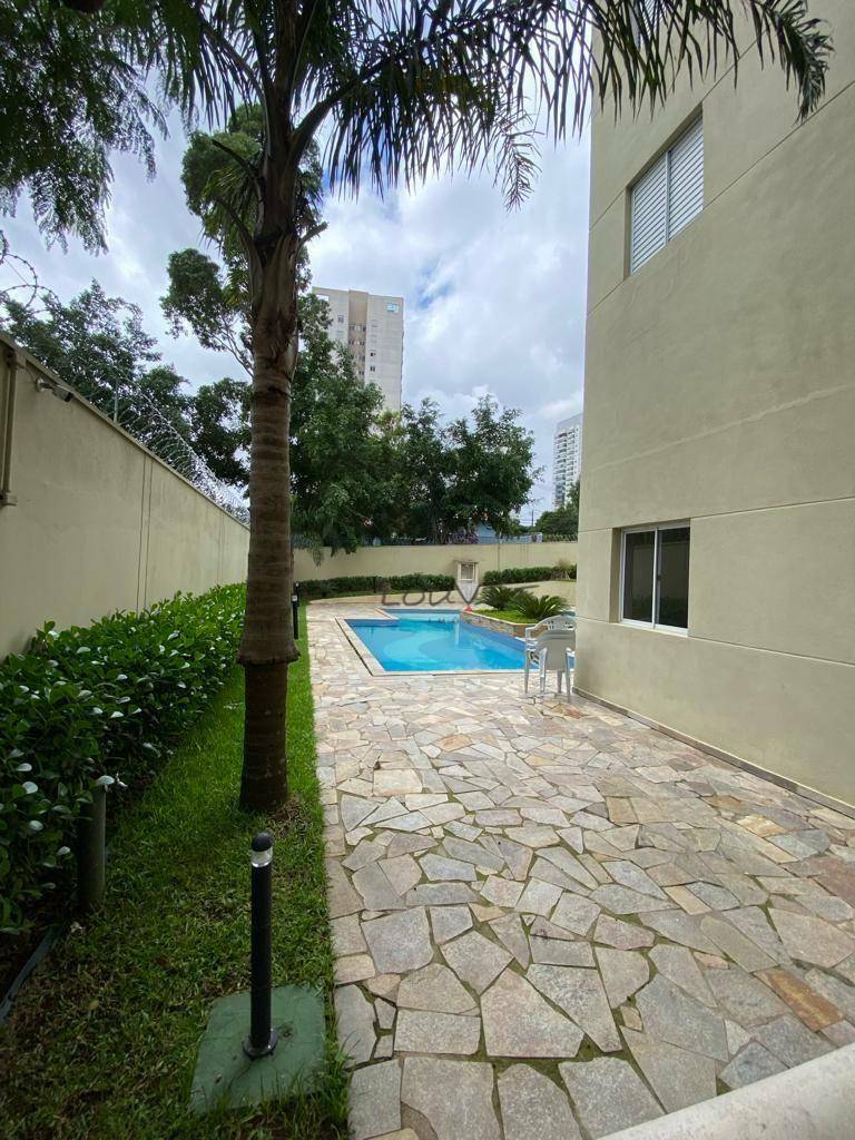 Apartamento para alugar com 2 quartos, 68m² - Foto 20