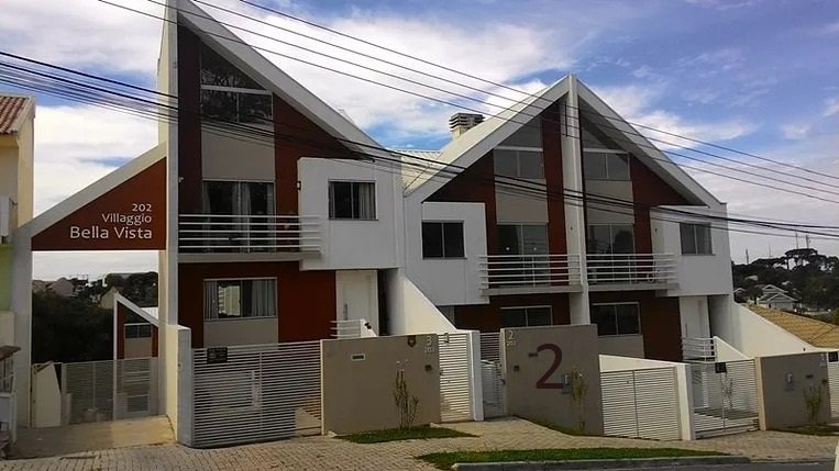 Sobrado à venda com 3 quartos, 198m² - Foto 1