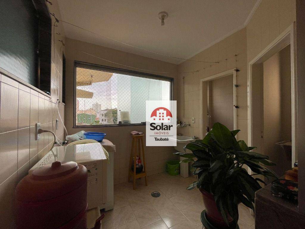 Apartamento à venda com 3 quartos, 140m² - Foto 15