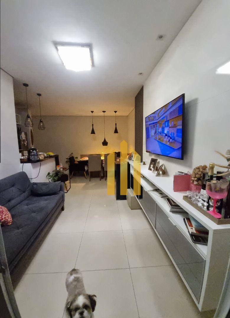 Apartamento à venda com 2 quartos, 72m² - Foto 2