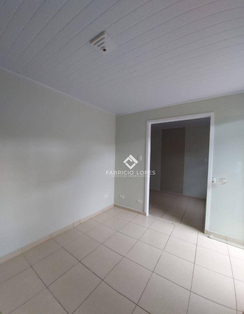 Casa à venda com 4 quartos, 147m² - Foto 16