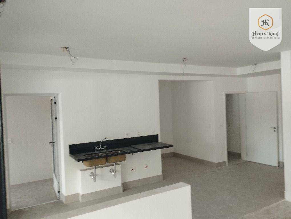 Apartamento à venda com 3 quartos, 209m² - Foto 10