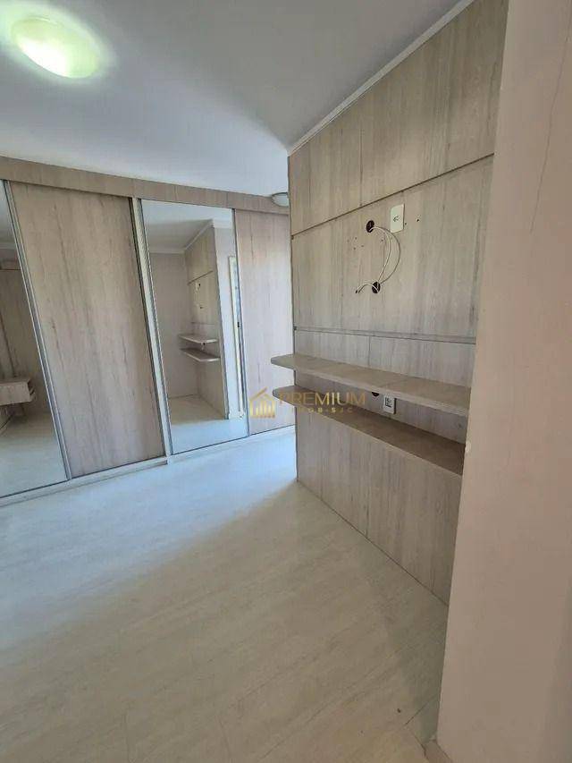 Apartamento à venda com 2 quartos, 63m² - Foto 9