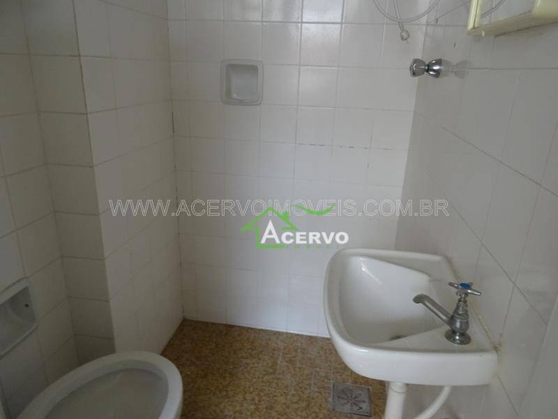 Apartamento à venda com 3 quartos, 157m² - Foto 13