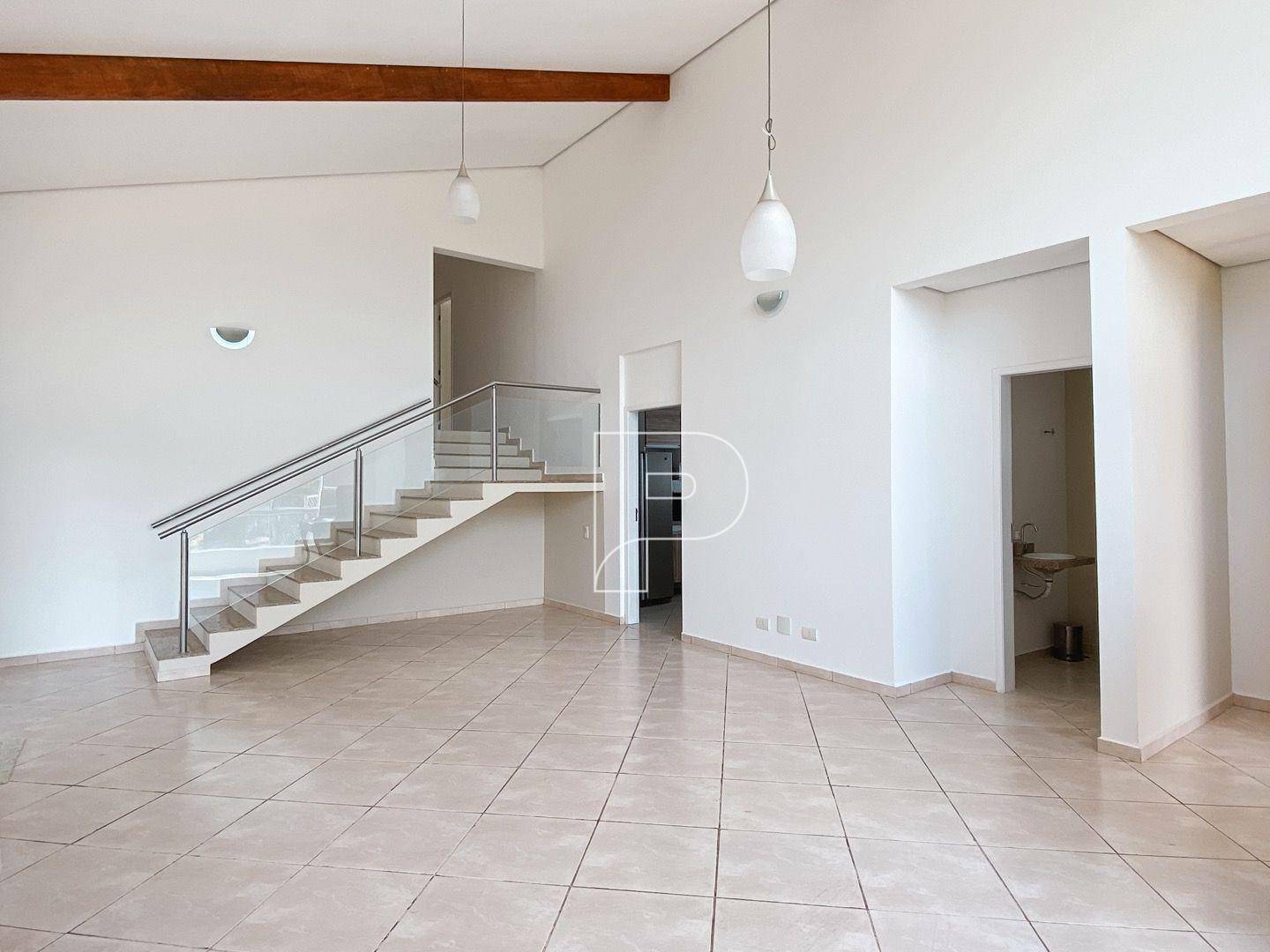 Casa de Condomínio para alugar com 4 quartos, 200m² - Foto 5