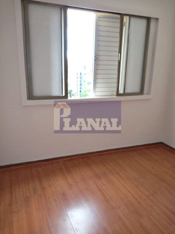 Apartamento à venda com 2 quartos, 78m² - Foto 3