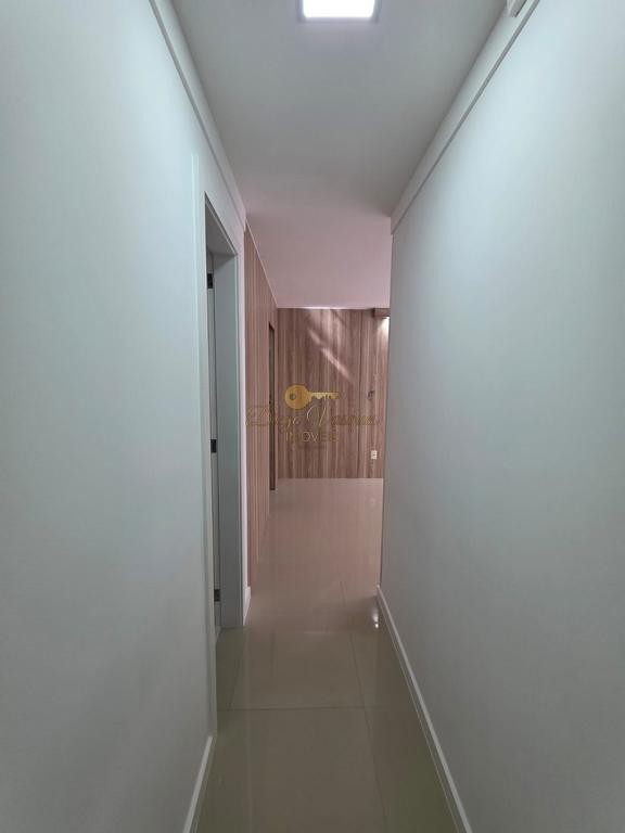 Apartamento à venda com 3 quartos, 106m² - Foto 11