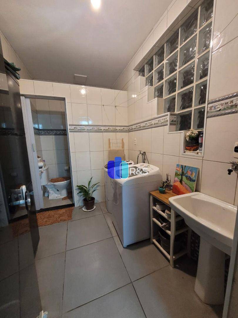 Casa à venda com 2 quartos, 147m² - Foto 16