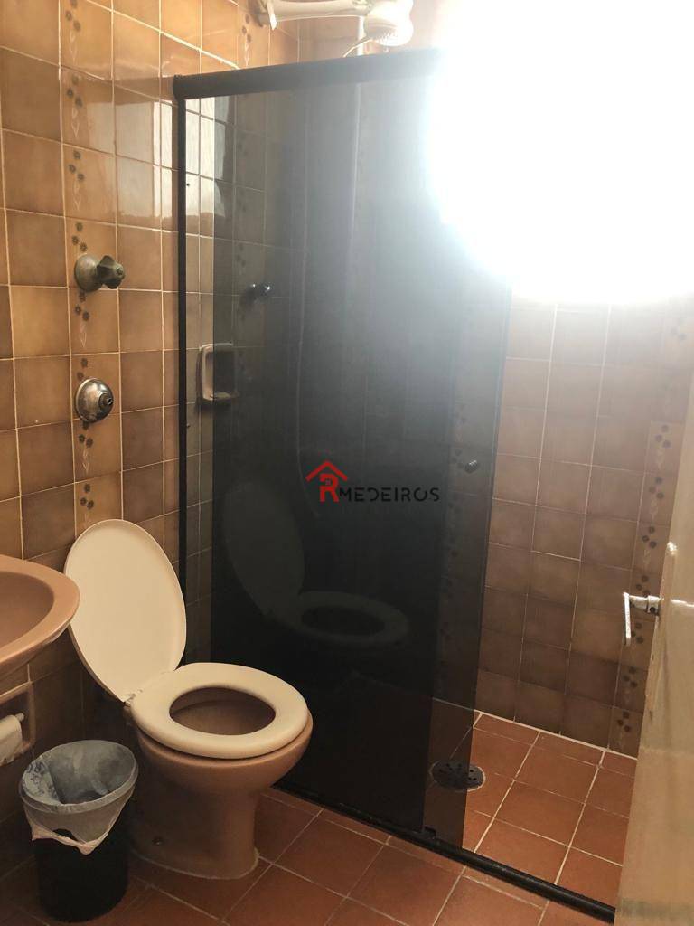 Apartamento à venda com 2 quartos, 80m² - Foto 11