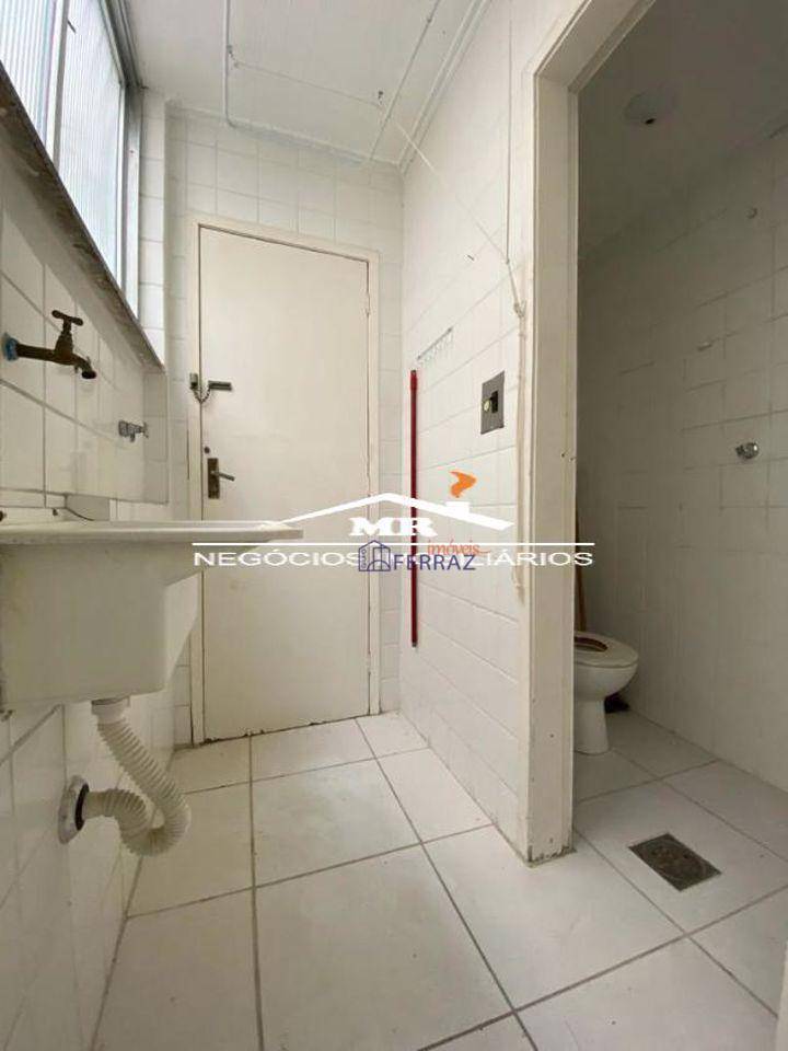 Apartamento à venda com 2 quartos, 68m² - Foto 5