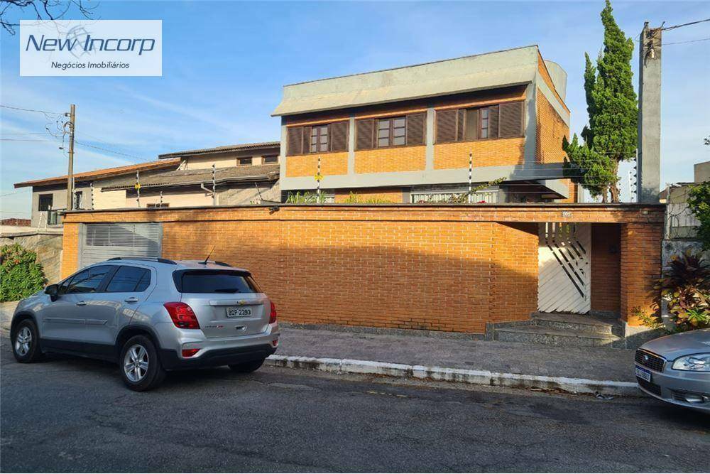 Casa à venda com 4 quartos, 422m² - Foto 1